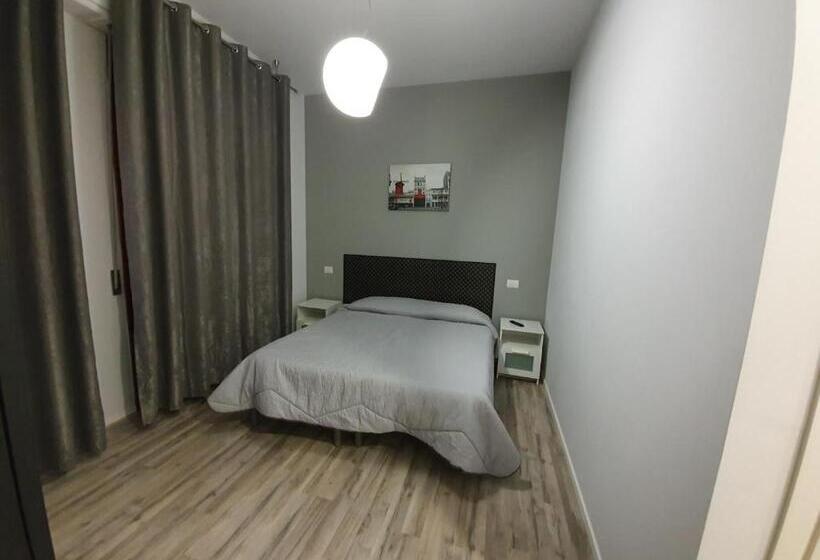 标准间带露台, Affittacamere Umberto I