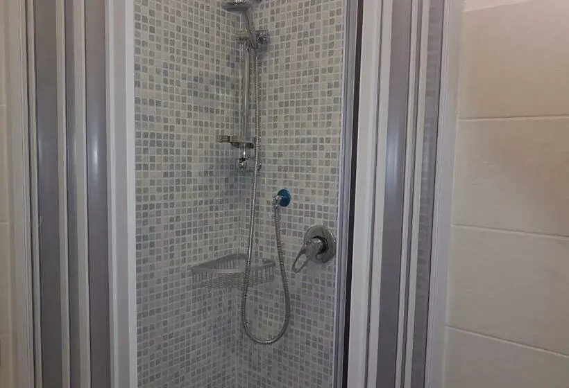 اتاق لوکس با بالکن, B&b Napoli Storica