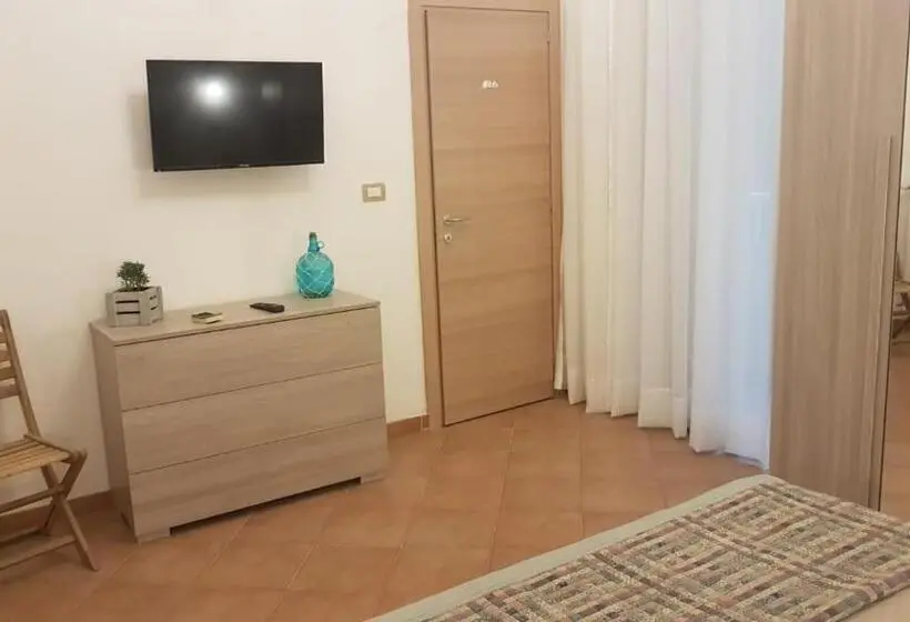 اتاق استاندارد با بالکن, B&b Napoli Storica