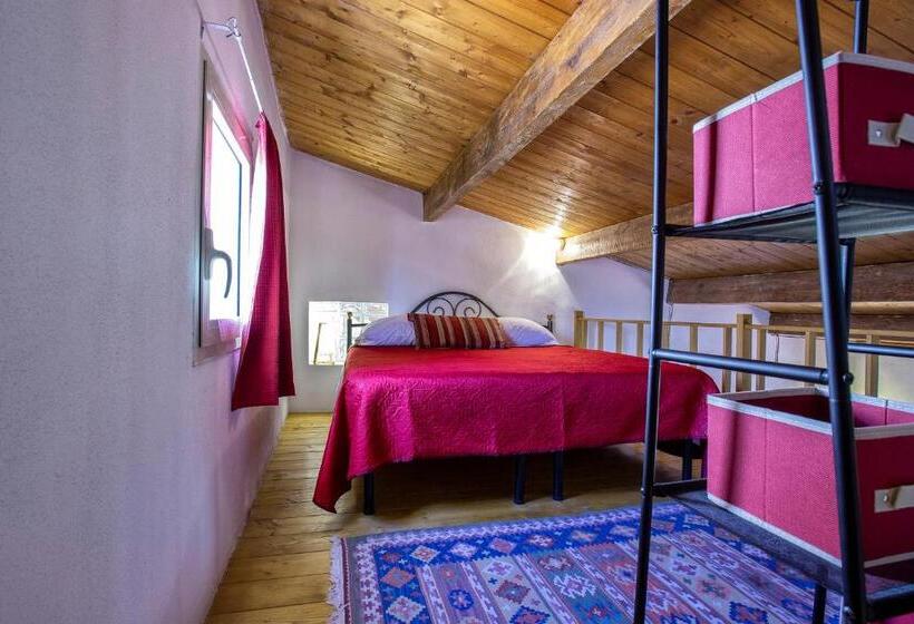 חדר סופריור לשלושה, B&b Alguer