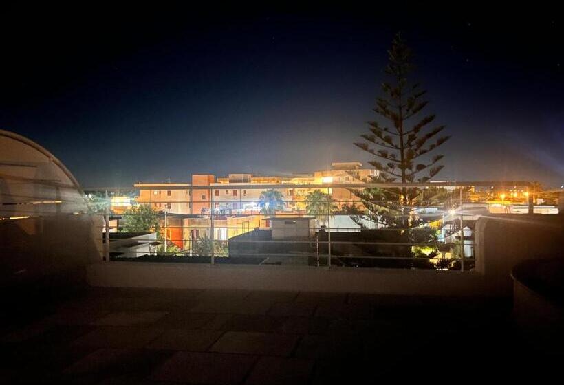 스탠다드 스튜디오 킹침대, Residence Costa Bianca