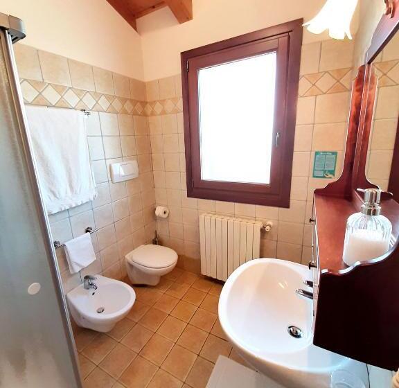 Трехместный Номер Классика, Agriturismo Le Cipressine