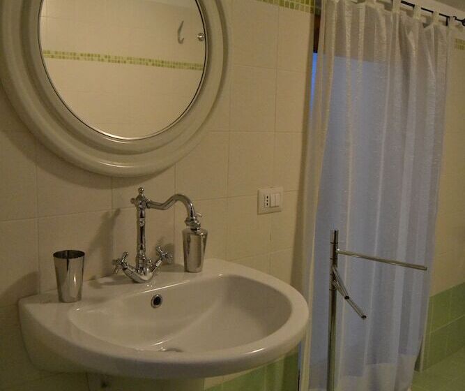 חדר קומפורט לשלושה, Il Mulino