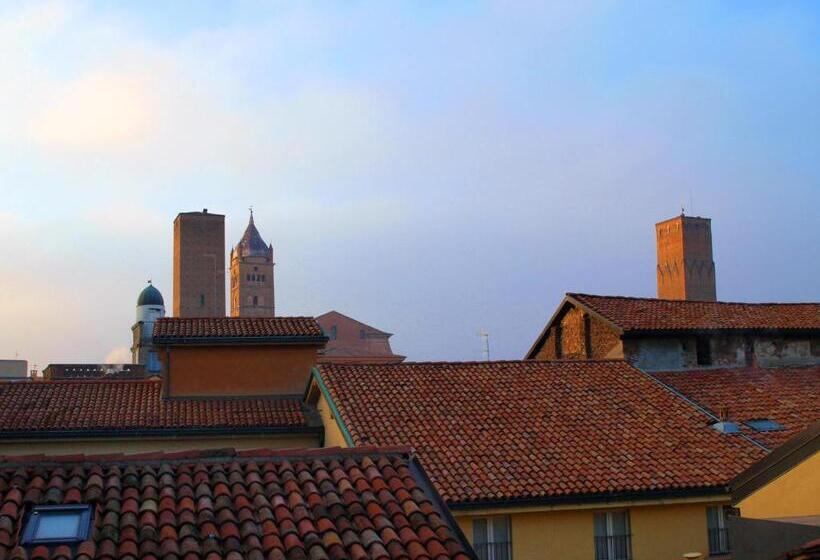 اتاق خانوادگی, Cosmopolitan Central Rooms