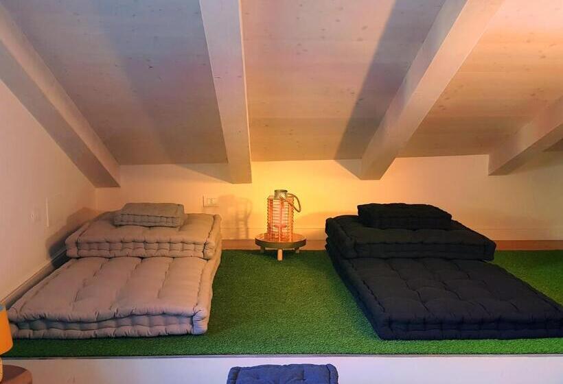 اتاق خانوادگی, Cosmopolitan Central Rooms