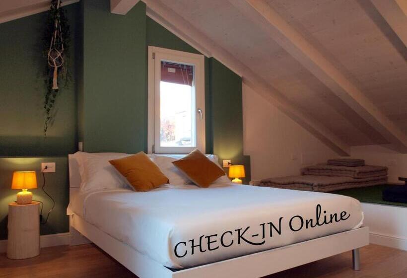 اتاق خانوادگی, Cosmopolitan Central Rooms