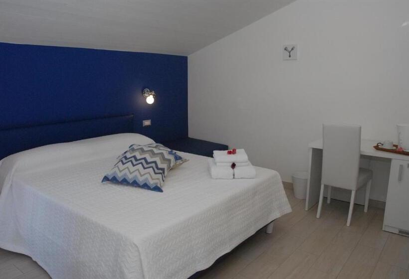 Номер Стандарт Вид на Море с Балконом, B&b Nonna Pina