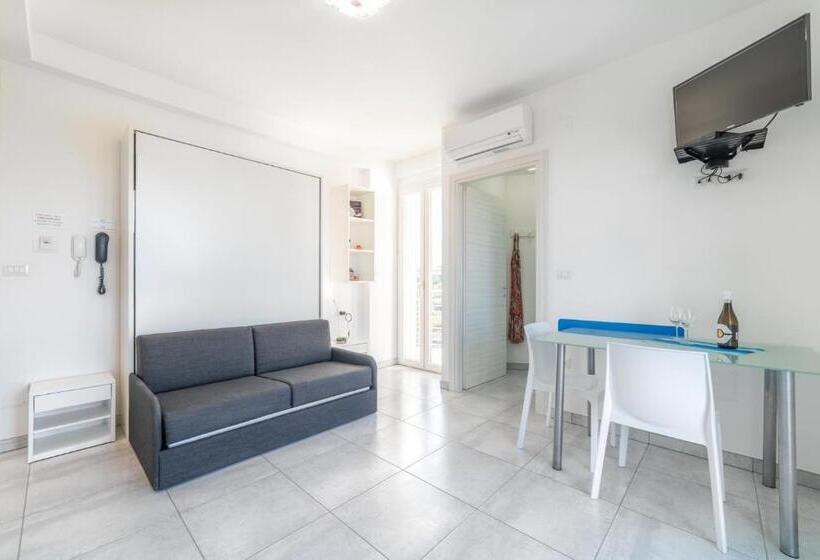 スタンダードスタジオ, Mavip Residence