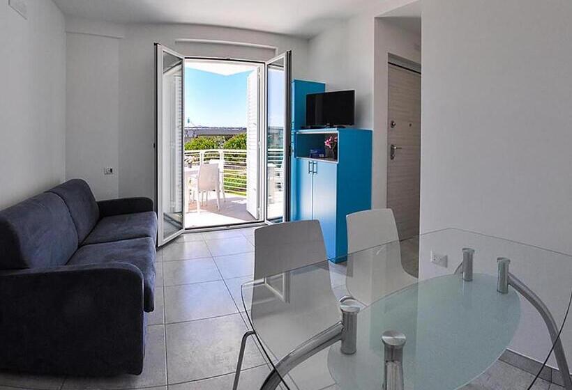 バルコニー付き1ベッドルームアパートメント, Mavip Residence