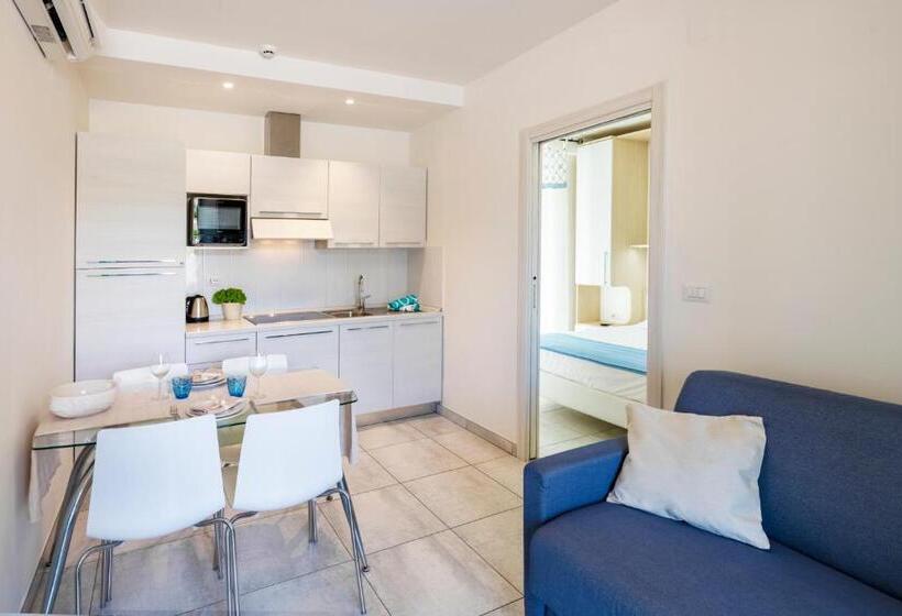 1階の1ベッドルームアパートメント, Mavip Residence