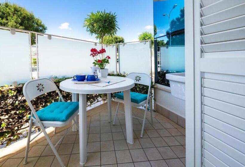 1階の1ベッドルームアパートメント, Mavip Residence