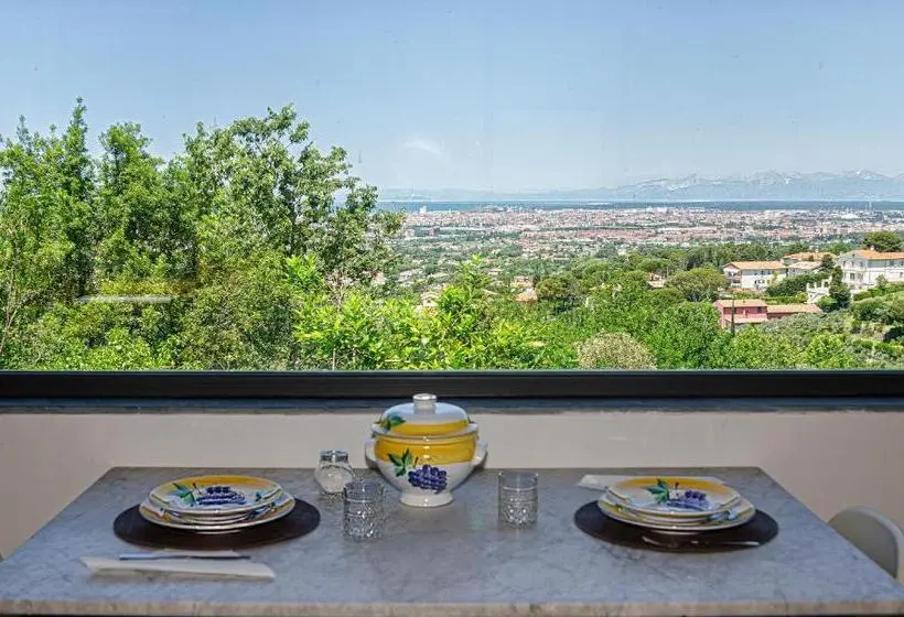 اتاق دوبلکس, Villa Eugenia