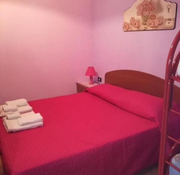 スタンダード４人部屋, Villa Rosa Maria