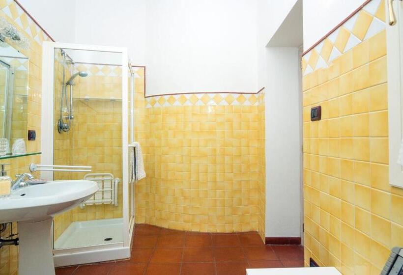 디럭스 룸, B&b Salighes