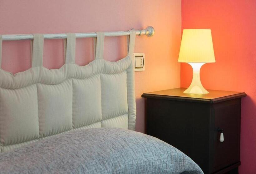 اتاق استاندارد با بالکن, B&b La Lanterna