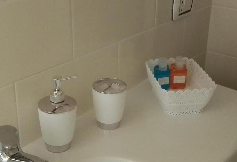 اتاق استاندارد با بالکن, B&b La Lanterna