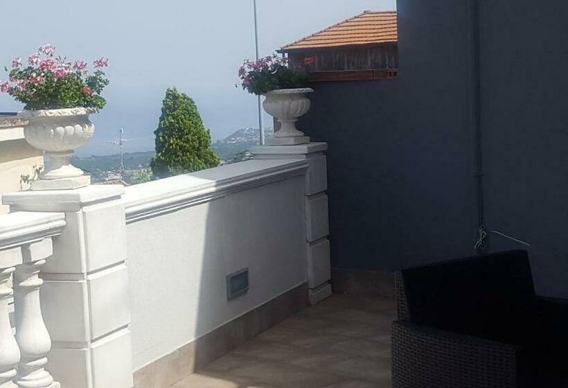 Номер Deluxe Вид на Сад, Dolce Vita