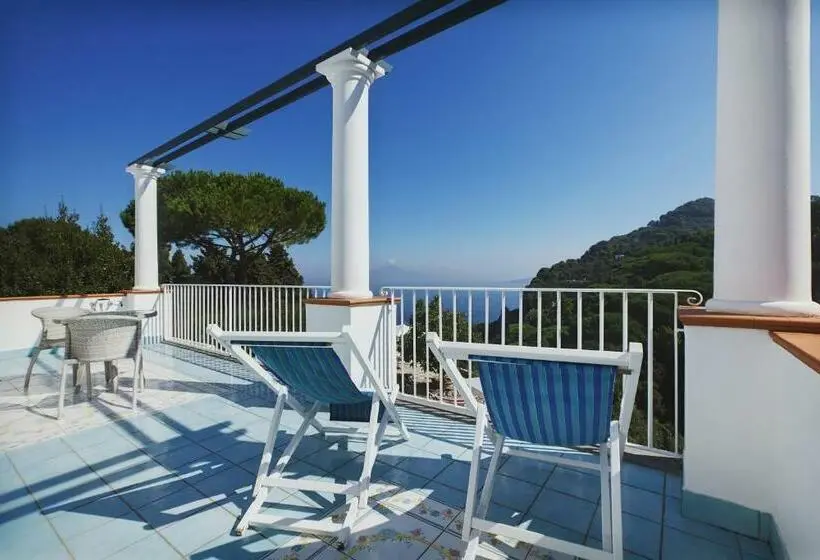 اتاق استاندارد با تراس, Suite Villa Carolina