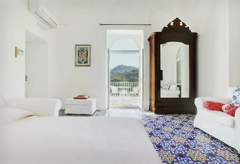 اتاق استاندارد با تراس, Suite Villa Carolina