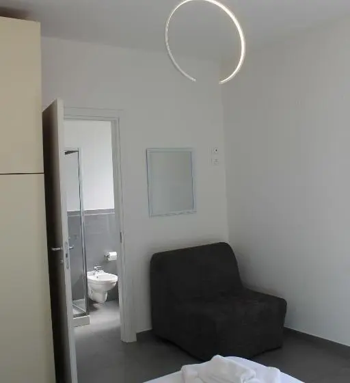 اتاق لوکس با بالکن, Life Quality B&b