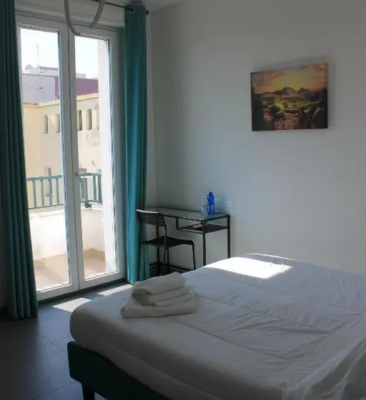اتاق لوکس با بالکن, Life Quality B&b