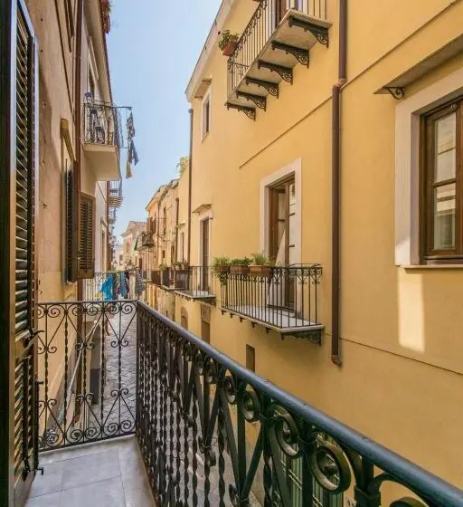 اتاق سوپریور خانوادگی, Sheralkes B&b