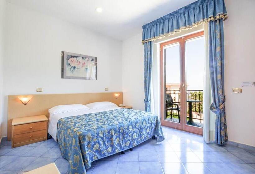 Quarto Estandar Individual, La Pergoletta