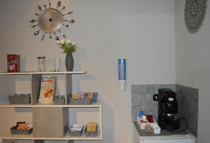 Standard room with outdoor bath, B&b Aquino In Terrazza