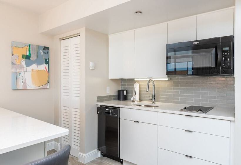 جناح ديلوكس مع إطلالات, Diamond Head Beach Resort