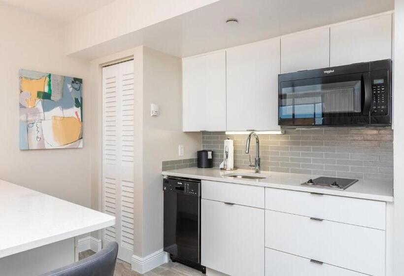 جناح ديلوكس مع إطلالات, Diamond Head Beach Resort