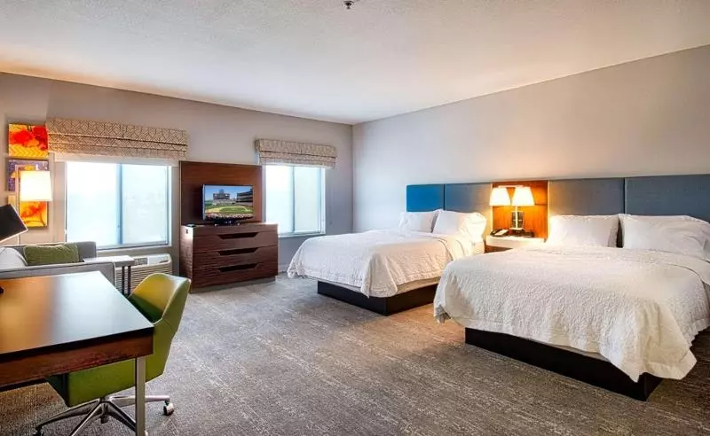 سوییت لوکس, Diamond Head Beach Resort