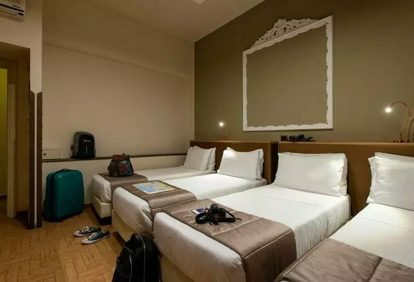 Standard Quadruple Room, Grand Hotel Europa & Restaurant