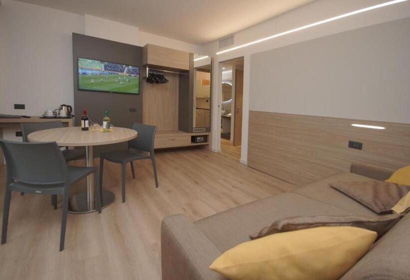 스위트, Ambassador Suite