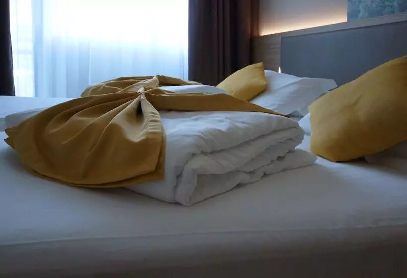 اتاق استاندارد, Ambassador Suite