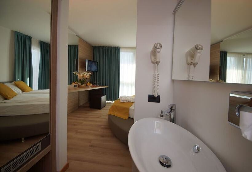 غرفة ديلوكس, Ambassador Suite