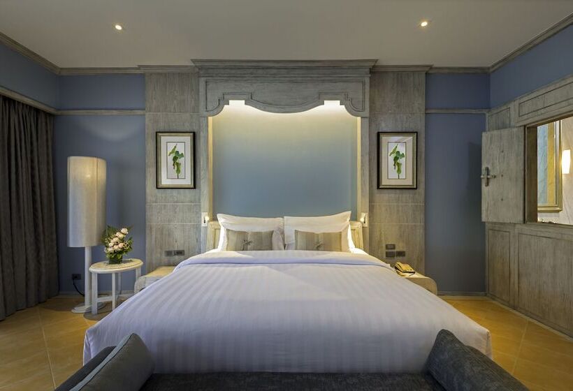 اتاق لوکس با چشم‌انداز استخر, Aonang Villa Resort I Beach Front