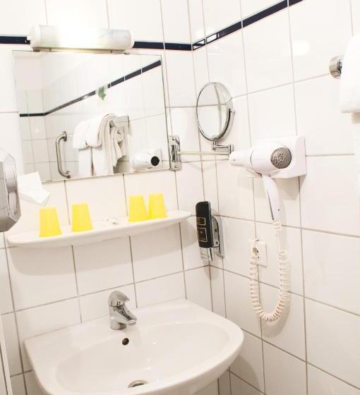 家庭间, Rugs Hotel Düsseldorf