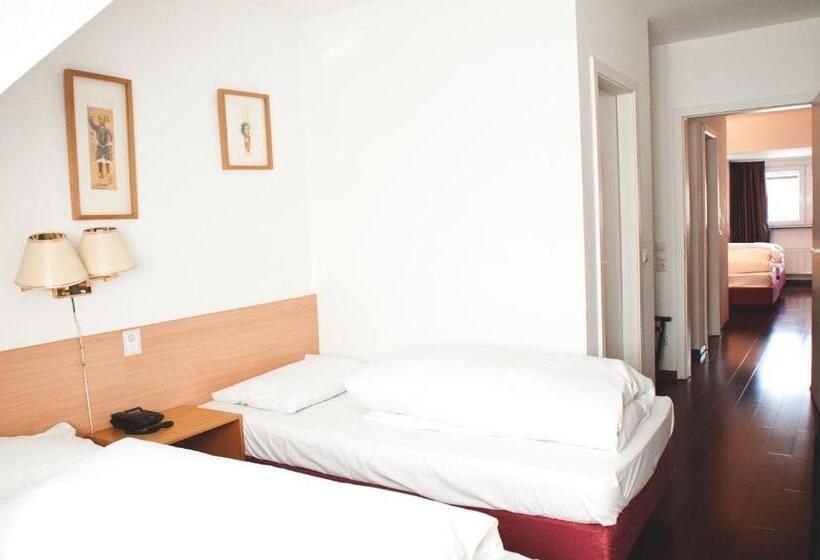 家庭间, Rugs Hotel Düsseldorf