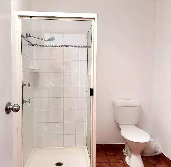 اتاق اجرایی با تخت بزرگ, Boulevard Lodge Bundaberg