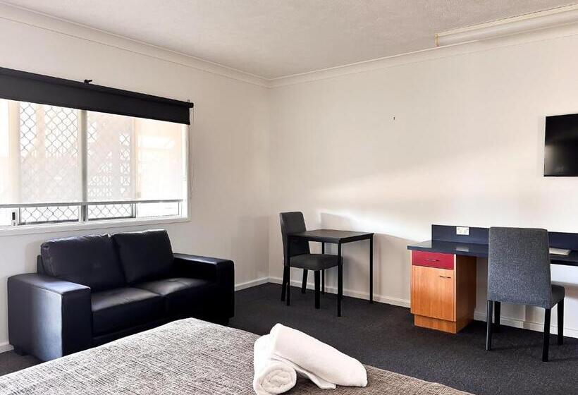 اتاق اجرایی با تخت بزرگ, Boulevard Lodge Bundaberg