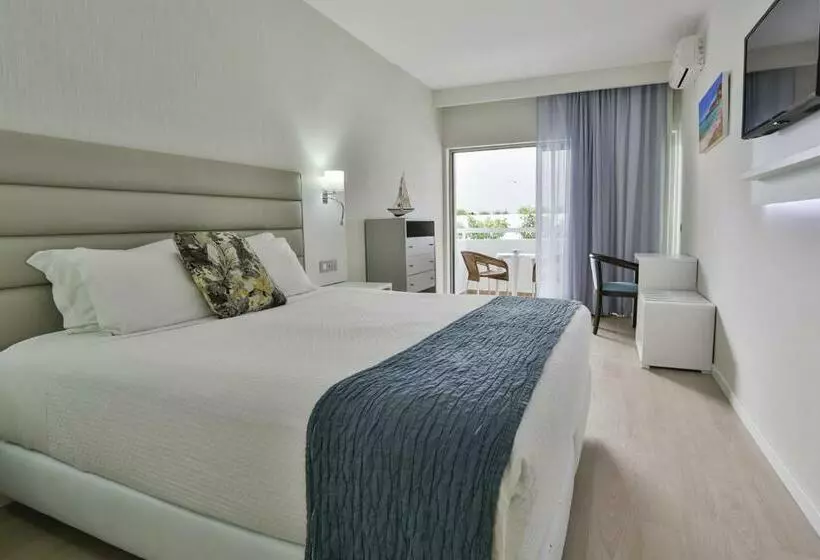 اتاق استاندارد در طبقه همکف, Carvi Beach