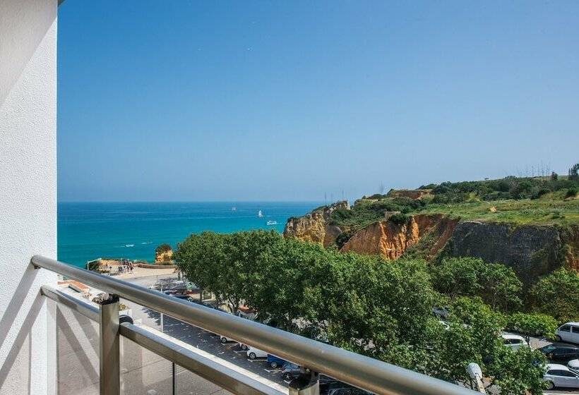 חדר משפחתי צדדי נוף לים, Carvi Beach