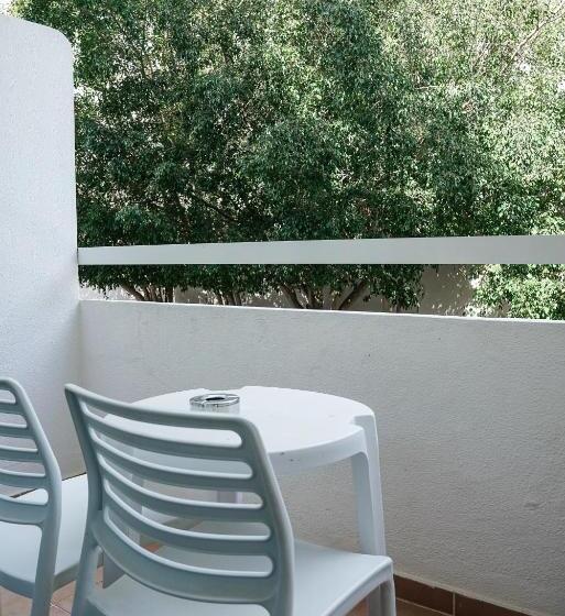 חדר סטנדרט, Carvi Beach