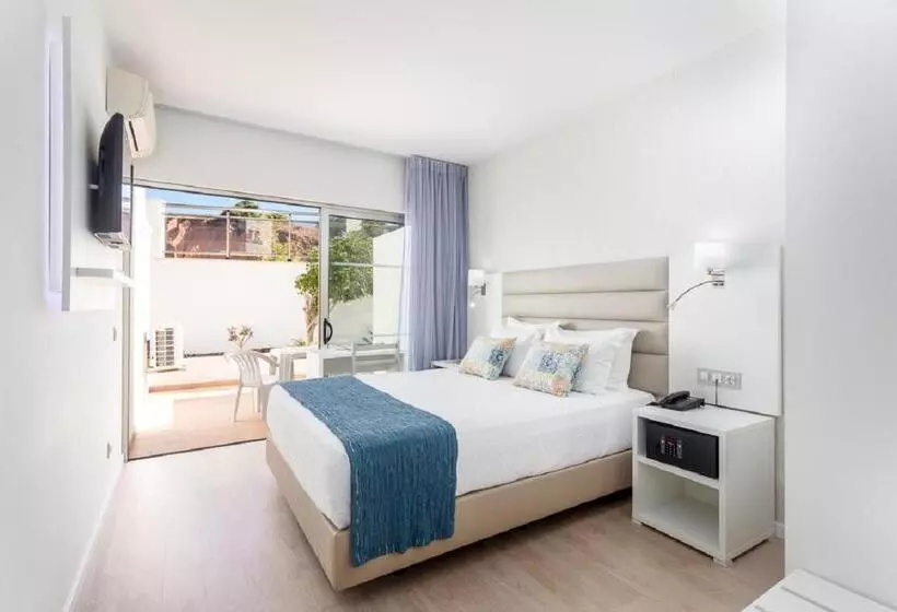 اتاق استاندارد در طبقه همکف, Carvi Beach