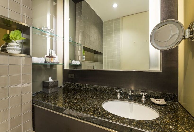 اتاق لوکس با تخت بزرگ, Emporium Suites By Chatrium