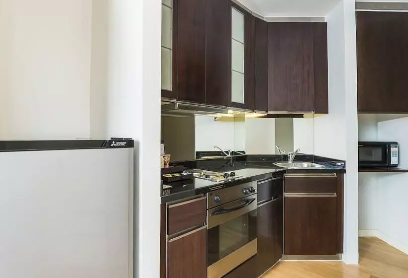 اتاق لوکس با تخت بزرگ, Emporium Suites By Chatrium