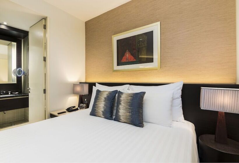 اتاق لوکس با تخت بزرگ, Emporium Suites By Chatrium