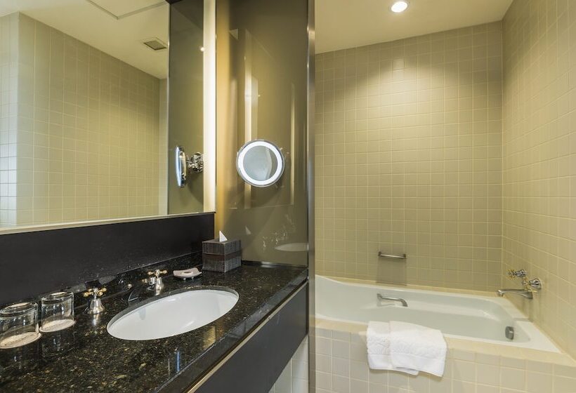 سوئیت 2 خوابه, Emporium Suites By Chatrium