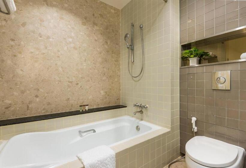 اتاق لوکس با تخت بزرگ, Emporium Suites By Chatrium