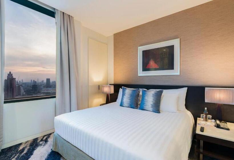 اتاق لوکس با تخت بزرگ, Emporium Suites By Chatrium